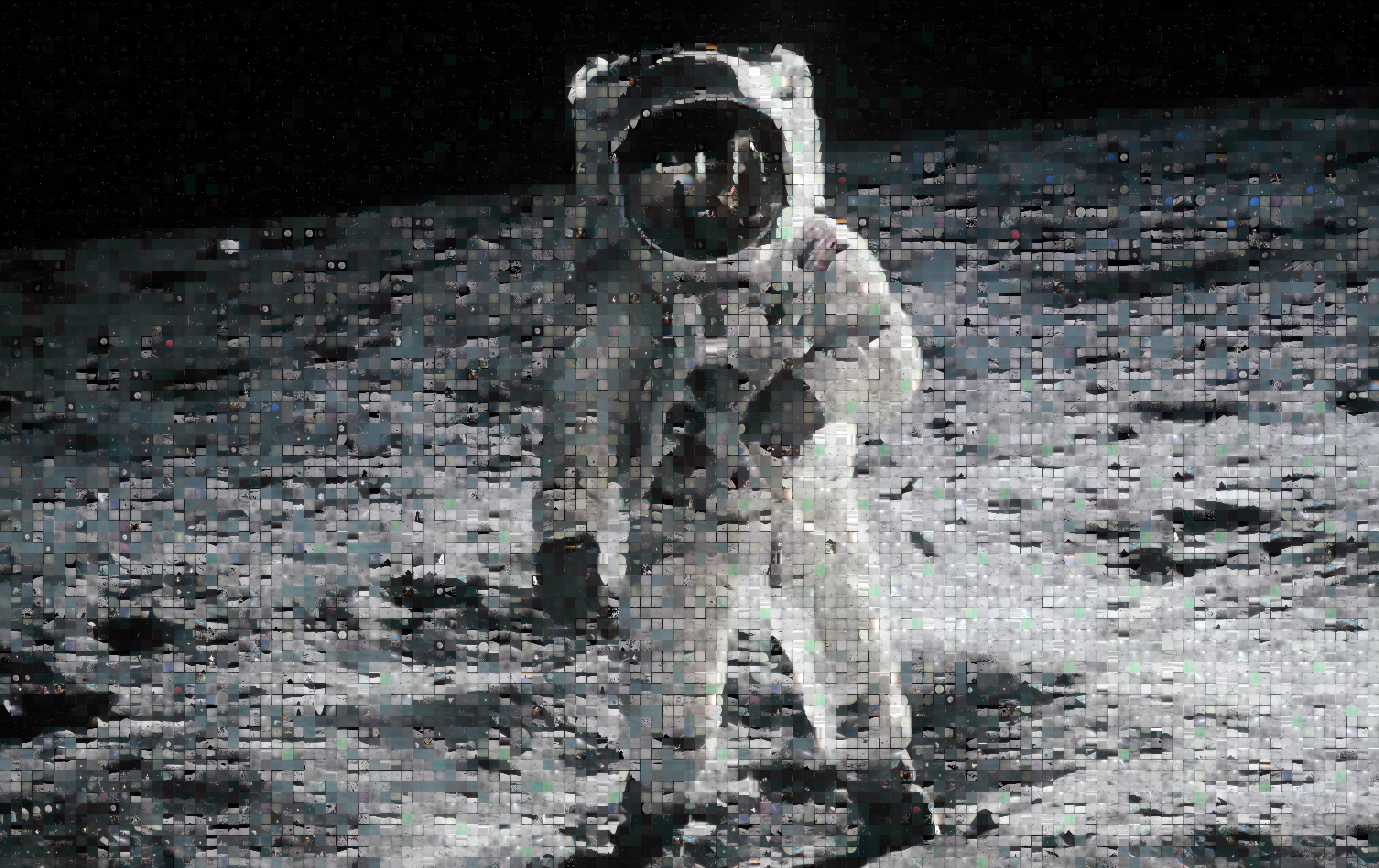 Buzz-Aldrin-on-the-Moon Mosaic03